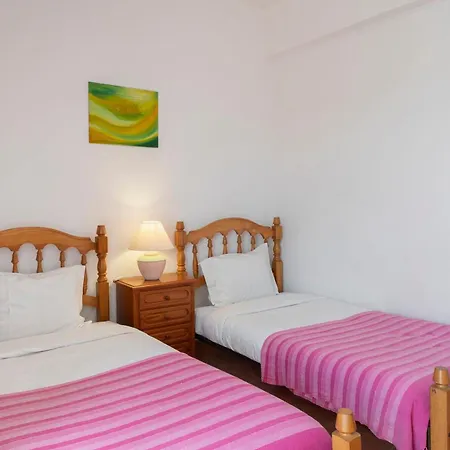 Abelisa By An Island *