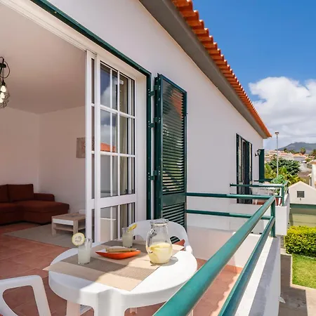 Abelisa By An Island Apartment *