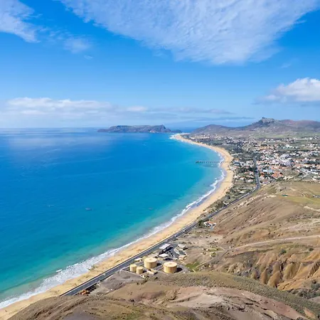 Abelisa By An Island *